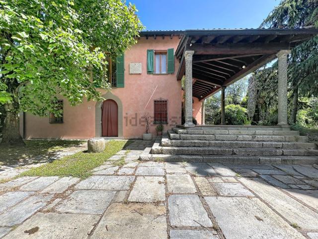 Case e ville in vendita di 308 m²