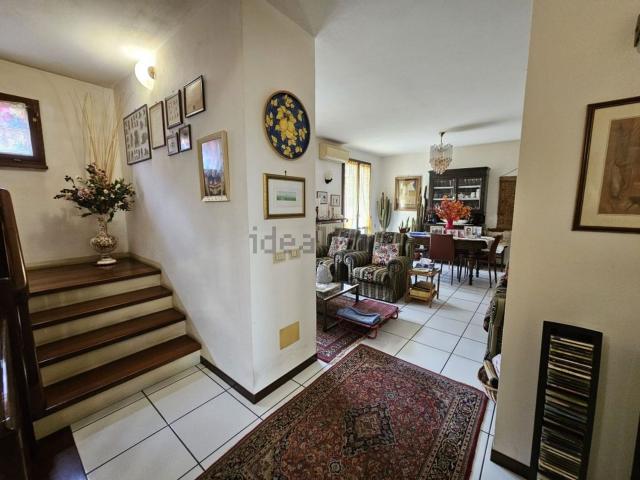 Case e ville in vendita di 308 m²
