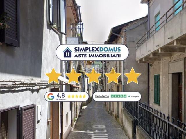 Case e ville in vendita di 308 m² in Via Sant&apos Elia