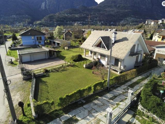 Case e ville in vendita di 308 m² in Frazione Croppola, 15