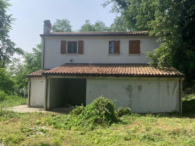 Case e ville in vendita di 309 m² in Via Rampana