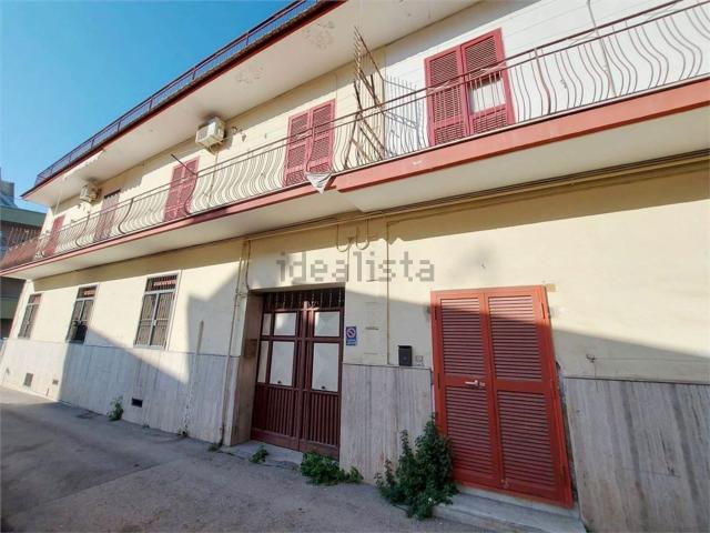 Case e ville in vendita di 309 m² in Corso Umberto I, 341
