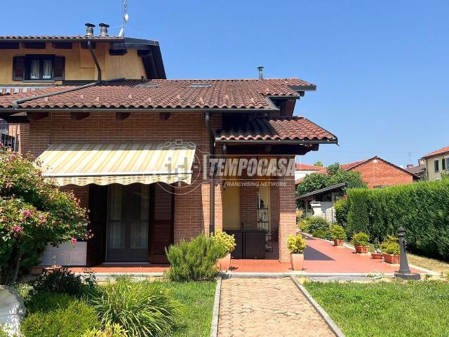 Case e ville in vendita di 310 m²