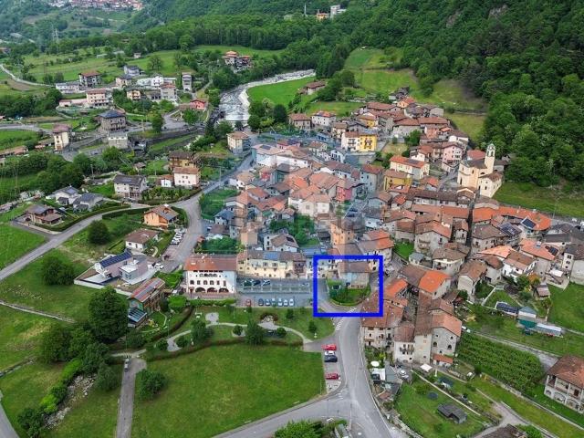 Case e ville in vendita di 310 m² in Via Brenti