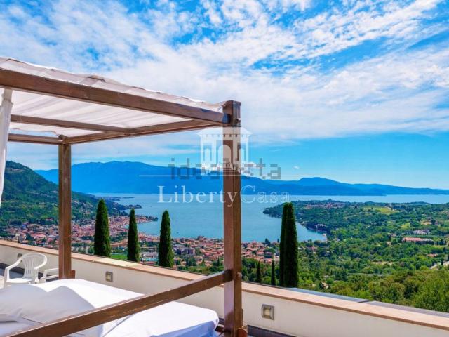 Case e ville in vendita di 311 m² in Via Bocca di Croce