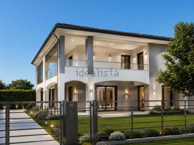 Case e ville in vendita di 311 m² in Via Valle Oro