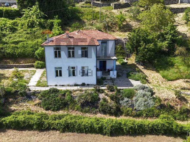 Case e ville in vendita di 312 m²