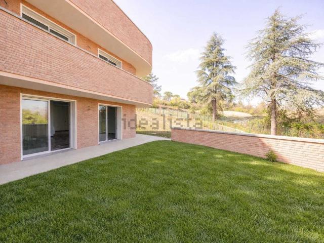Case e ville in vendita di 314 m² in Via dell&apos Uccellino, 22