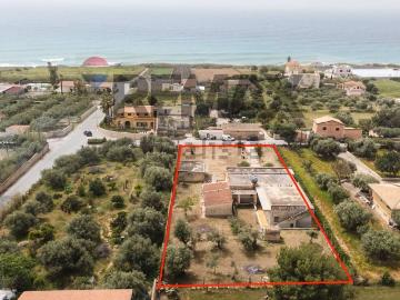 Case e ville in vendita di 314 m² in Via Tolstoj, 107