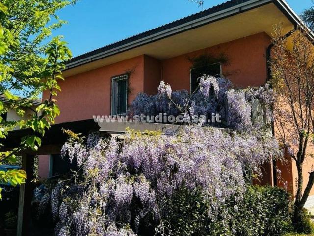 Case e ville in vendita di 315 m²