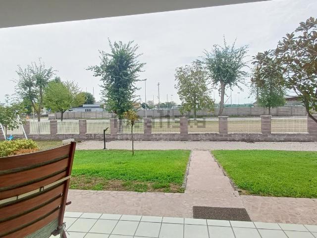 Case e ville in vendita di 315 m² in Via Aquileia