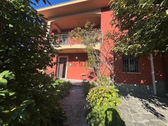 Case e ville in vendita di 315 m² in Via Selvapiana