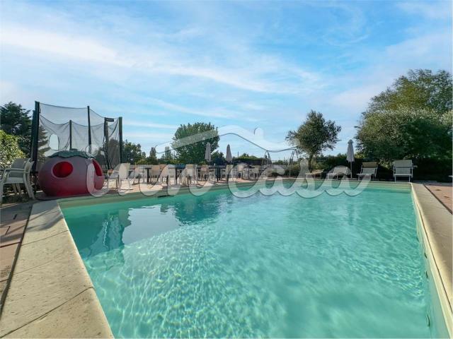 Case e ville in vendita di 316 m²