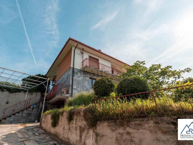Case e ville in vendita di 317 m² in Via Bellaria