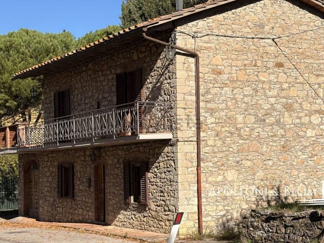 Case e ville in vendita di 317 m² in Località Casanovina, 21