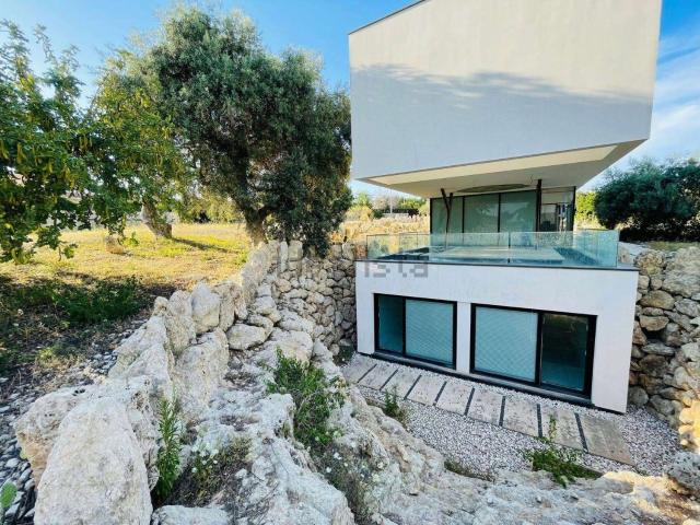 Case e ville in vendita di 318 m²