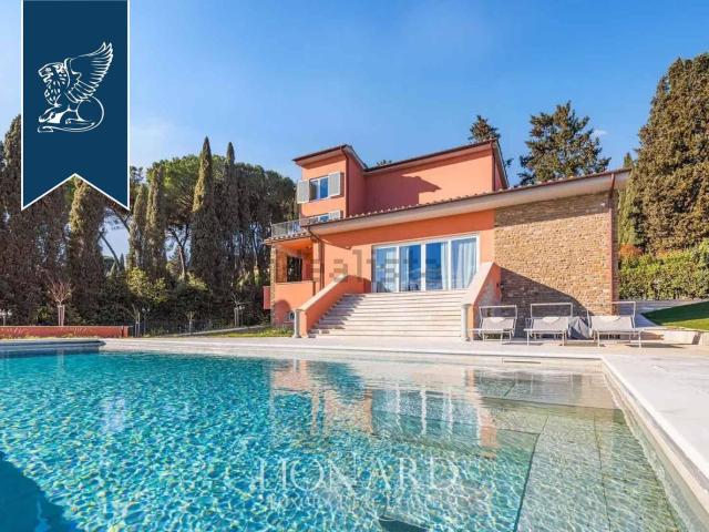 Case e ville in vendita di 320 m²
