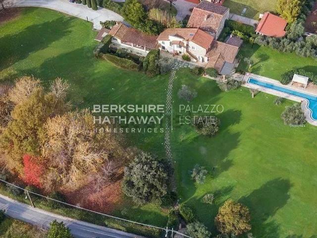 Case e ville in vendita di 320 m²