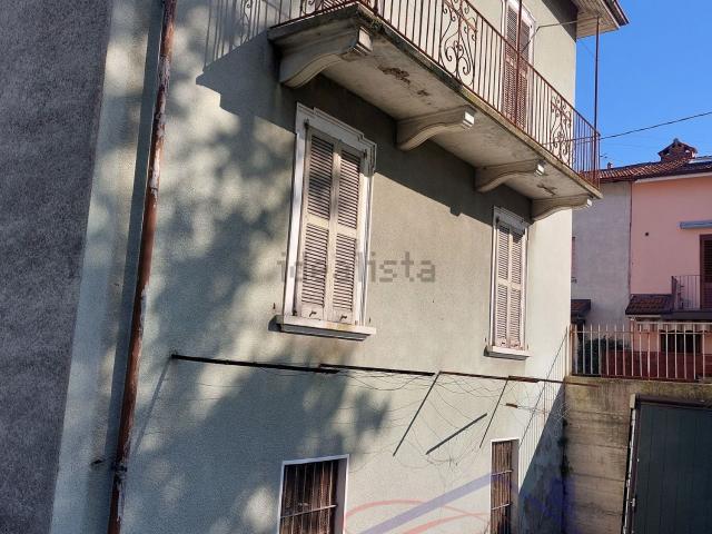 Case e ville in vendita di 320 m² in Via Adda