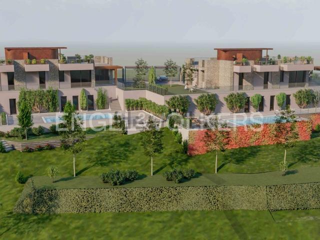Case e ville in vendita di 320 m² in Via Giuseppe Verdi