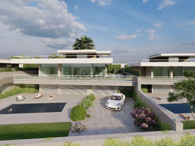 Case e ville in vendita di 320 m² in Via Luigi Pirandello