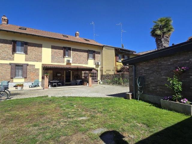 Case e ville in vendita di 320 m² in Via Riviera, 88