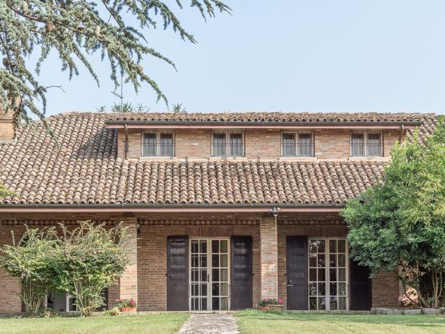 Case e ville in vendita di 320 m² in Corso Italia, 23