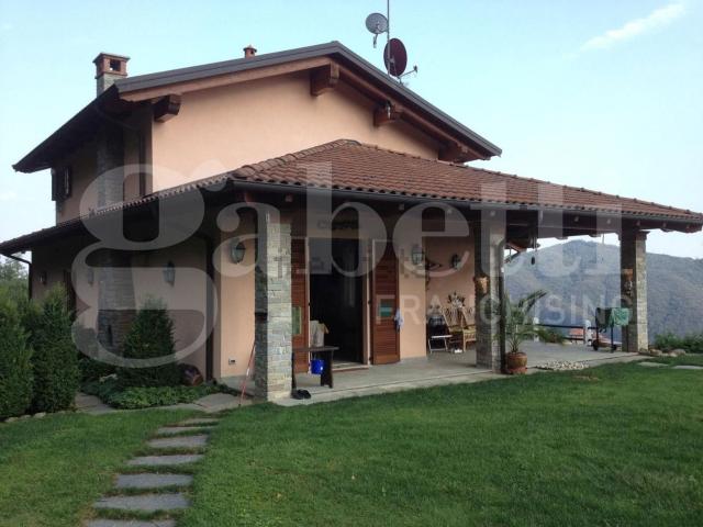 Case e ville in vendita di 320 m² in Frazione Audenino, 25