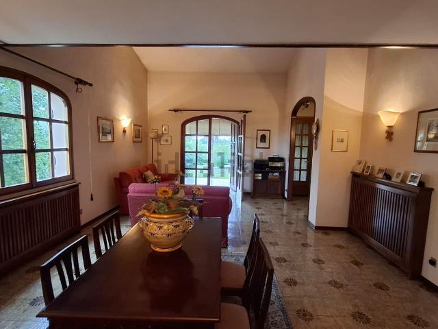 Case e ville in vendita di 320 m² in Strada Torre D&apos Orlando