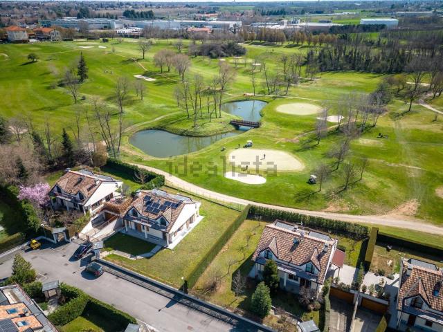 Case e ville in vendita di 321 m² in Viale Monza
