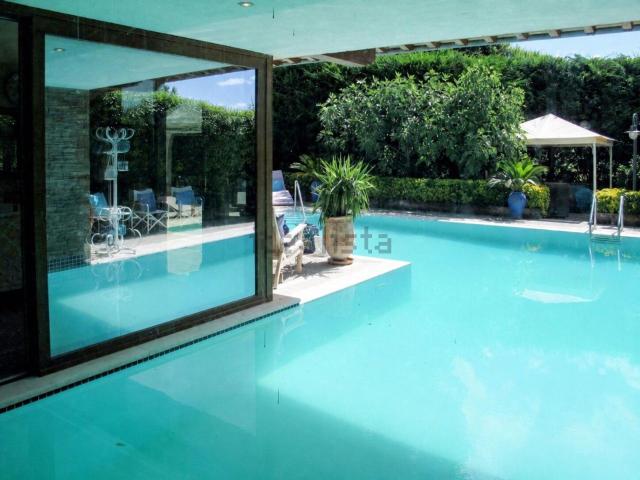 Case e ville in vendita di 323 m² in Via di Vitiano, 83
