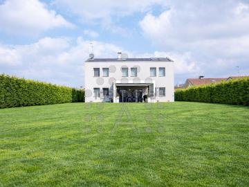 Case e ville in vendita di 323 m² in Via Romana Aponense