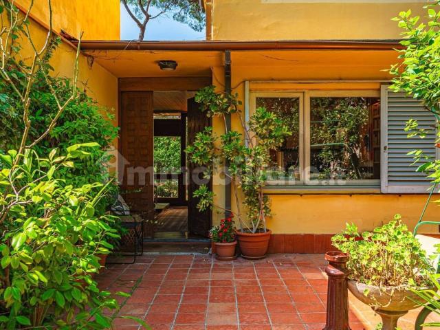 Case e ville in vendita di 324 m²