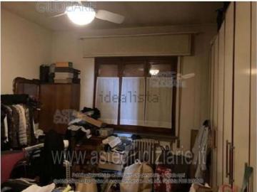 Case e ville in vendita di 324 m² in Via XXV Aprile, 15