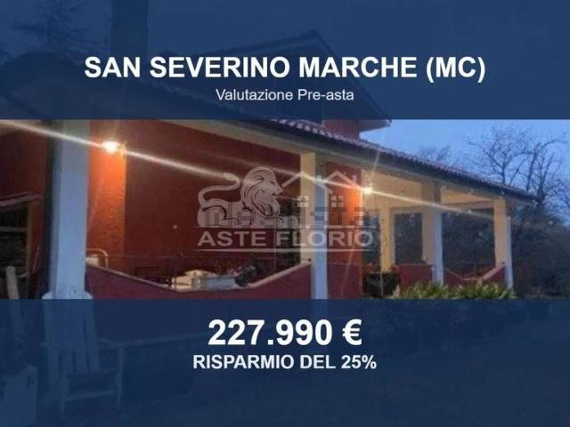 Case e ville in vendita di 325 m² in Via Corta di Serripola