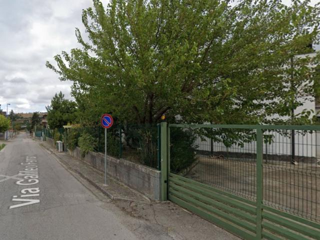 Case e ville in vendita di 326 m² in Via Galileo Ferraris