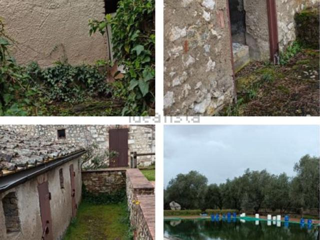 Case e ville in vendita di 327 m² in Via nello Salvi