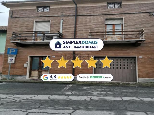 Case e ville in vendita di 327 m² in Via Vittorio Emanuele