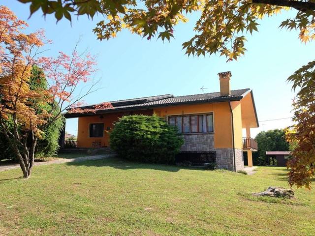 Case e ville in vendita di 329 m²