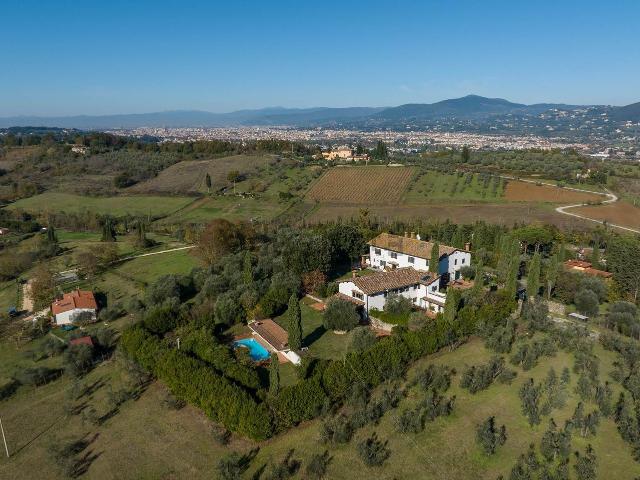 Case e ville in vendita di 330 m²
