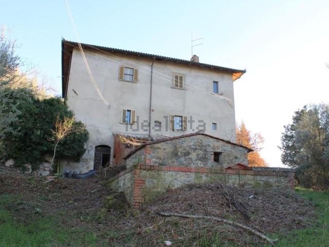 Case e ville in vendita di 330 m²