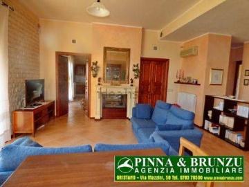 Case e ville in vendita di 330 m²