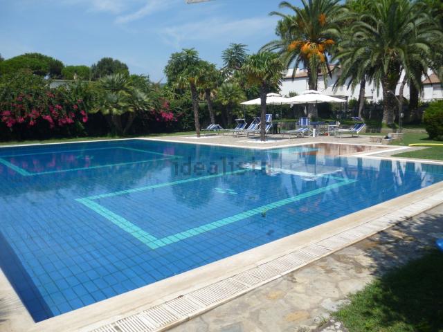 Case e ville in vendita di 330 m²