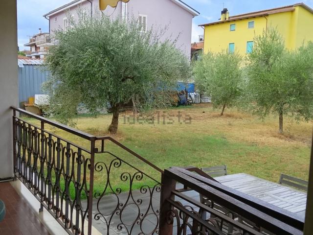 Case e ville in vendita di 330 m²