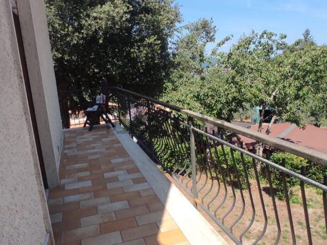 Case e ville in vendita di 180 m² in Località Giardino, 8
