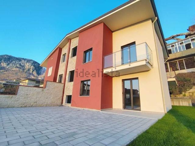 Case e ville in vendita di 330 m² in Via San Gaetano, 15