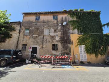 Case e ville in vendita di 330 m² in Via XX Settembre, 70
