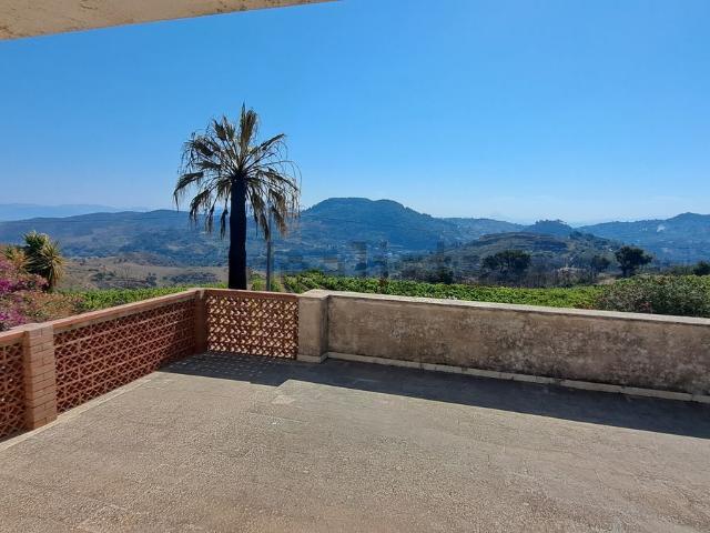 Case e ville in vendita di 330 m² in Contrada Scorciagatto