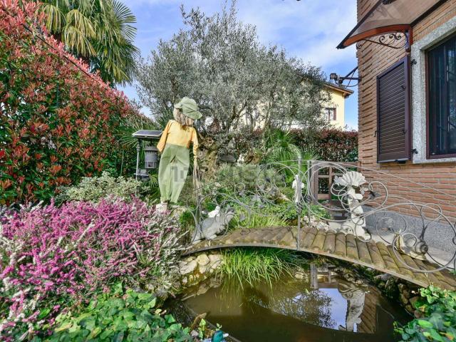 Case e ville in vendita di 332 m²