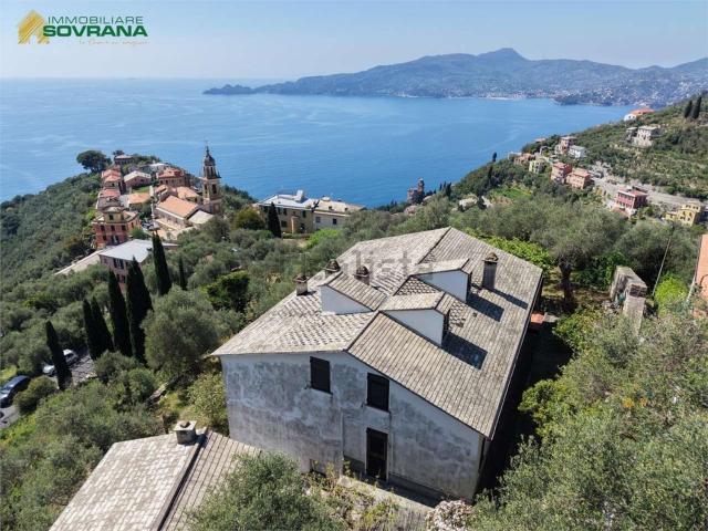 Case e ville in vendita di 332 m² in Via Sant&apos Andrea di Rovereto
